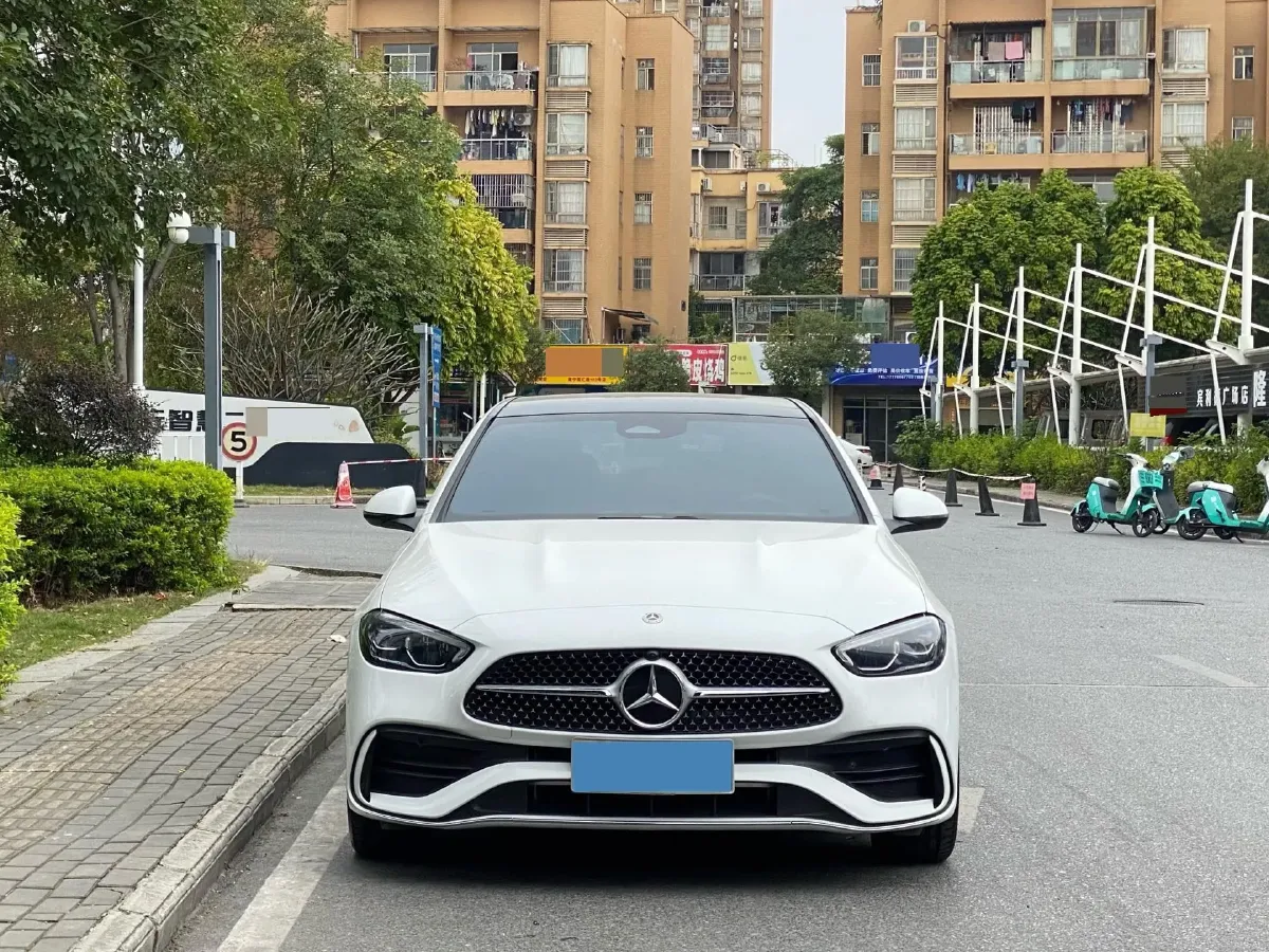 2025 Mercedes-Benz C Class 1.5T 204HP L4 9AT,autocango,china used car exporter,china ev exporter,chinese used car exporter,chinese used ev exporter