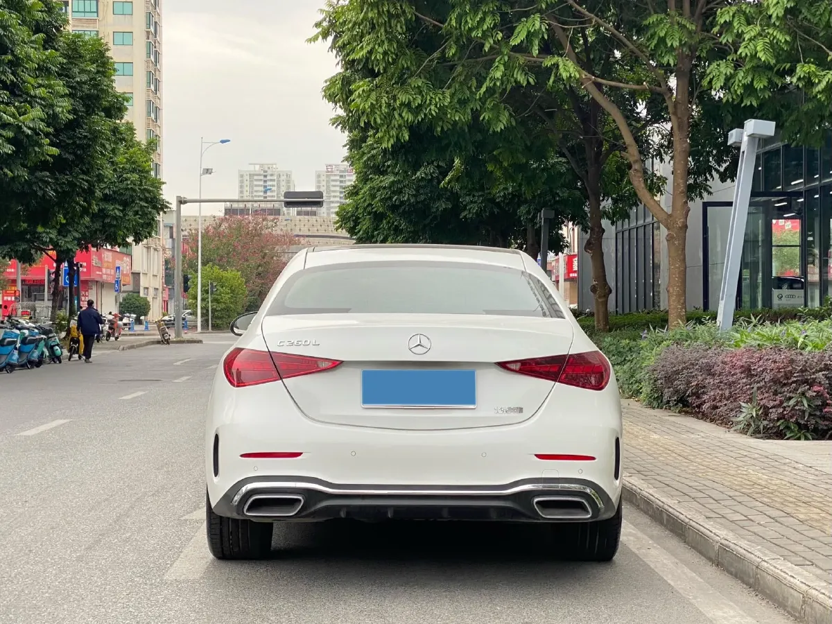 2025 Mercedes-Benz C Class 1.5T 204HP L4 9AT,autocango,china used car exporter,china ev exporter,chinese used car exporter,chinese used ev exporter