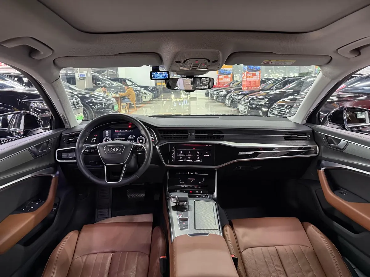 2019 Mercedes-Benz GLC Class 2.0T 245HP L4 9AT,autocango,china used car exporter,china ev exporter,chinese used car exporter,chinese used ev exporter