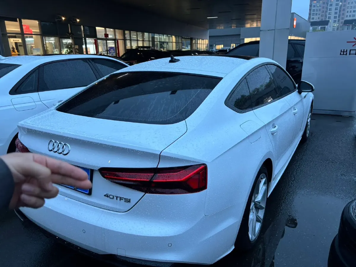 2021 Audi A5 2.0T 204HP L4 7DCT,autocango,china used car exporter,china ev exporter,chinese used car exporter,chinese used ev exporter