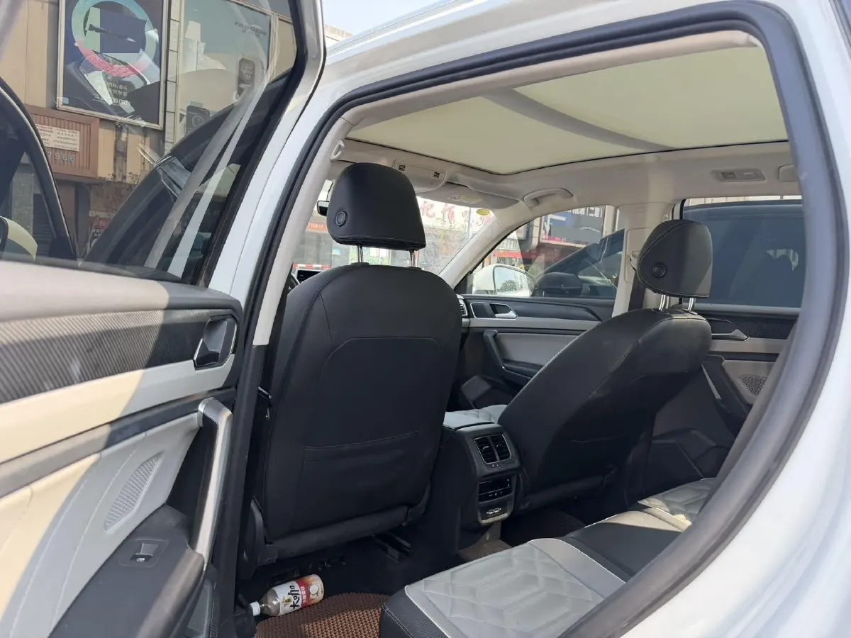 2023 Volkswagen Tayron 2.0T 186HP L4 7DCT,autocango,china used car exporter,china ev exporter,chinese used car exporter,chinese used ev exporter