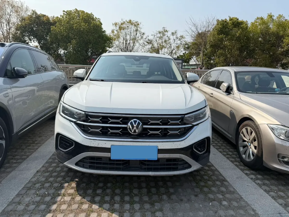 2023 Volkswagen Tayron 2.0T 186HP L4 7DCT,autocango,china used car exporter,china ev exporter,chinese used car exporter,chinese used ev exporter