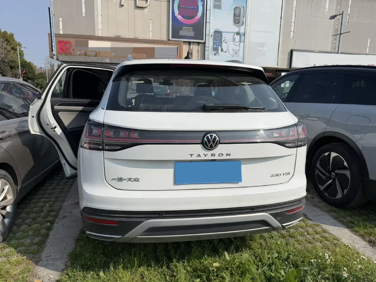 2023 Volkswagen Tayron 2.0T 186HP L4 7DCT,autocango,china used car exporter,china ev exporter,chinese used car exporter,chinese used ev exporter