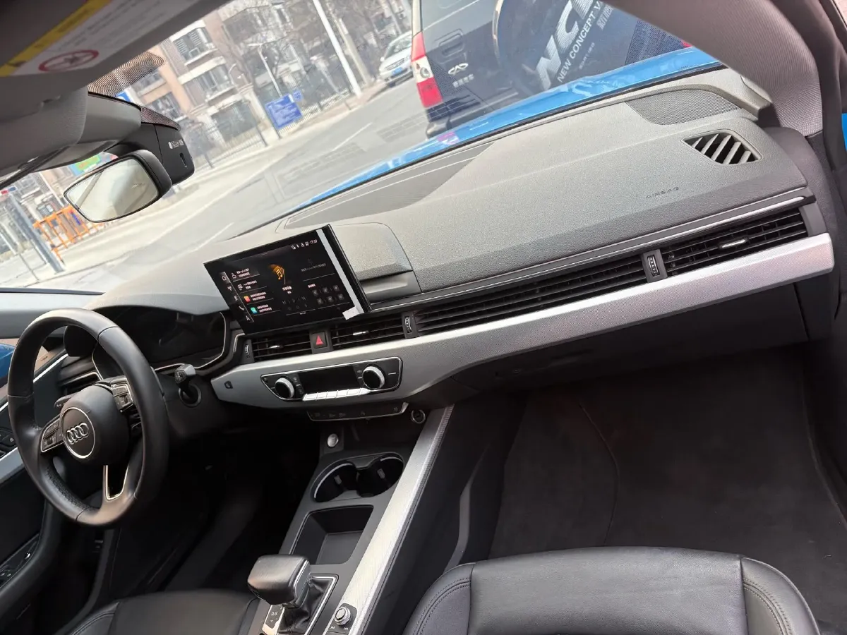 2021 Audi A5 2.0T 204HP L4 7DCT,autocango,china used car exporter,china ev exporter,chinese used car exporter,chinese used ev exporter