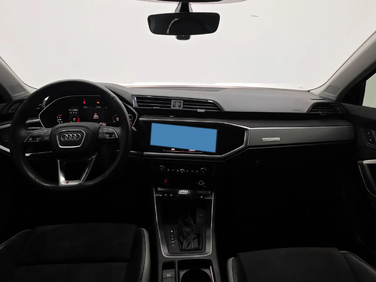 2022 Audi Q3 1.4T 150HP L4 7DCT,autocango,china used car exporter,china ev exporter,chinese used car exporter,chinese used ev exporter