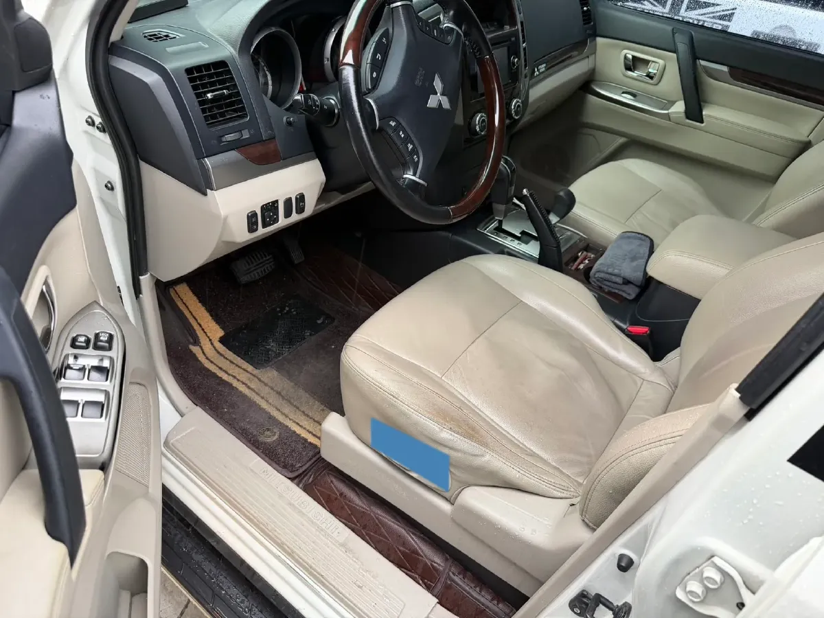 2017 Honda Jade 1.8L 141HP L4 5AT,autocango,china used car exporter,china ev exporter,chinese used car exporter,chinese used ev exporter