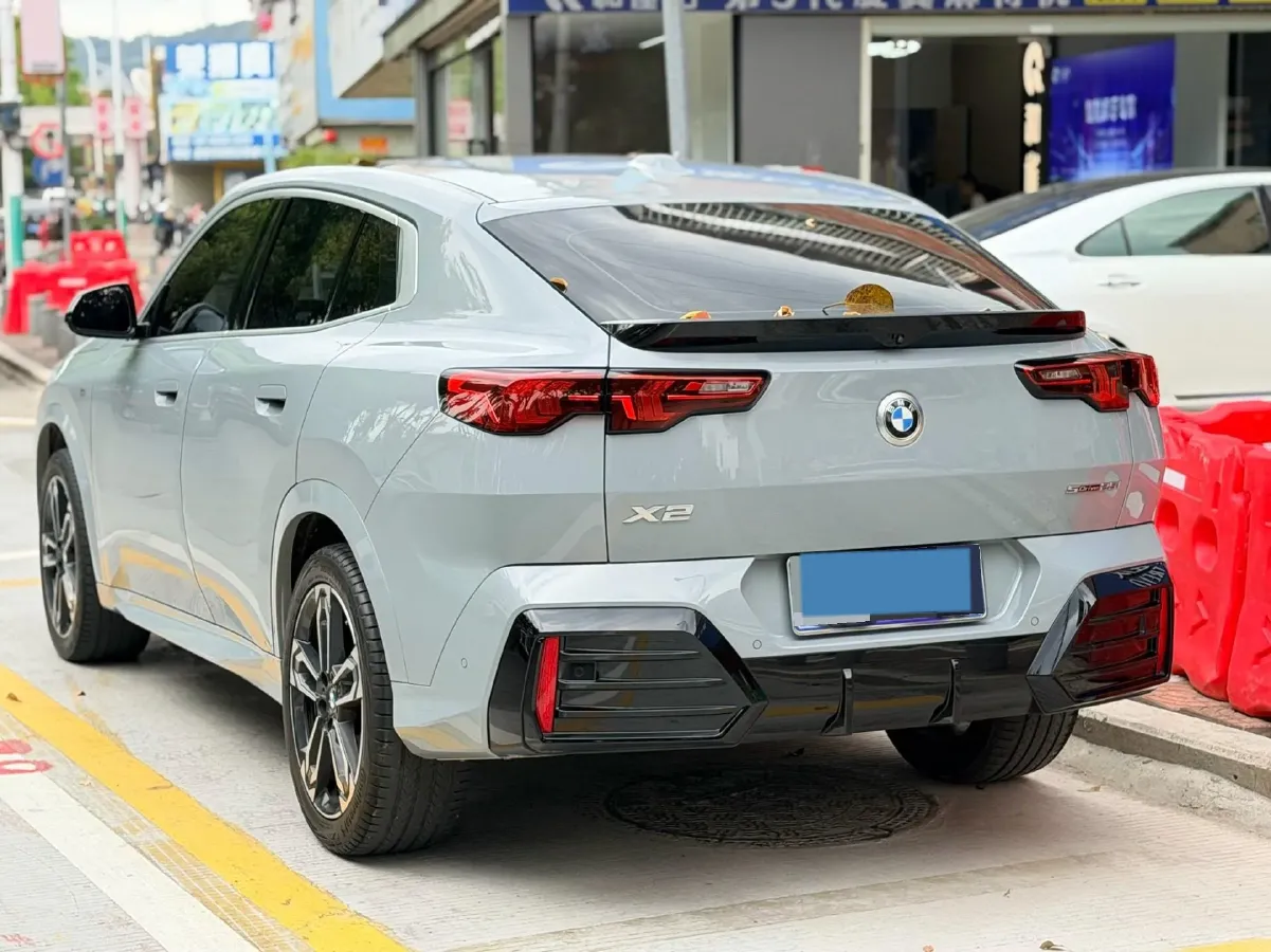 2024 BMW X2 2.0T 204HP L4 7DCT,autocango,china used car exporter,china ev exporter,chinese used car exporter,chinese used ev exporter