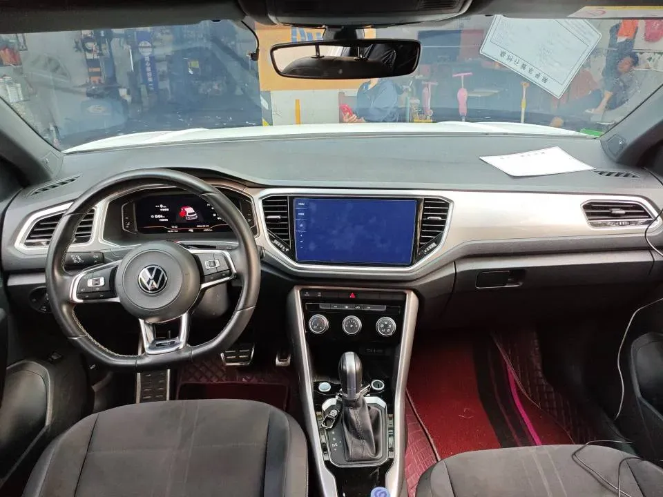 2021 Volkswagen T-Roc 1.4T 150HP L4 7DCT,autocango,china used car exporter,china ev exporter,chinese used car exporter,chinese used ev exporter