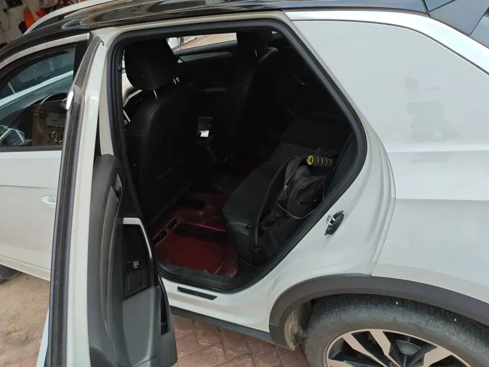 2021 Volkswagen T-Roc 1.4T 150HP L4 7DCT,autocango,china used car exporter,china ev exporter,chinese used car exporter,chinese used ev exporter