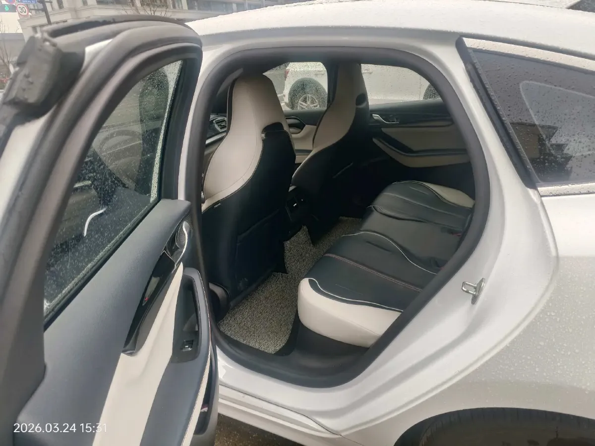 2021 Haval F7 1.5T 169HP L4 7DCT,autocango,china used car exporter,china ev exporter,chinese used car exporter,chinese used ev exporter