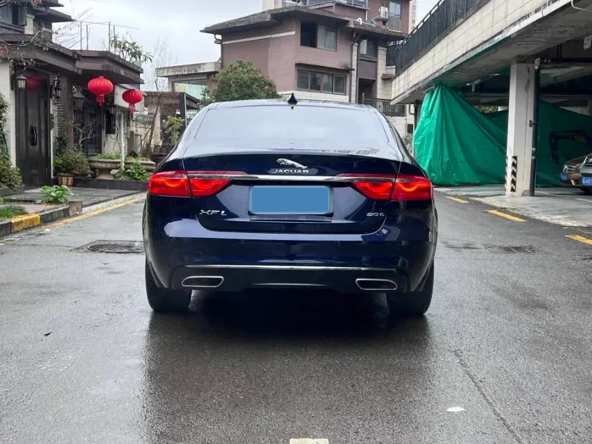 2020 Jaguar XFL 2.0T 200HP L4 8AT,autocango,china used car exporter,china ev exporter,chinese used car exporter,chinese used ev exporter