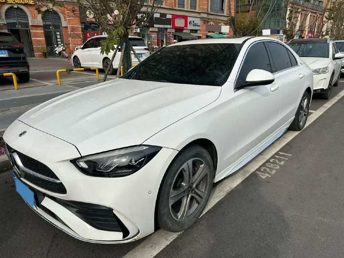 2022 Mercedes-Benz C Class 1.5T 170HP L4 9AT,autocango,china used car exporter,china ev exporter,chinese used car exporter,chinese used ev exporter