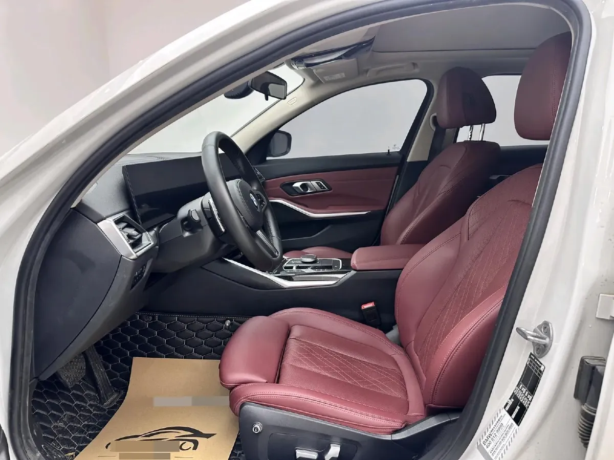 2023 BMW 3 Series 2.0T 184HP L4 8AT,autocango,china used car exporter,china ev exporter,chinese used car exporter,chinese used ev exporter