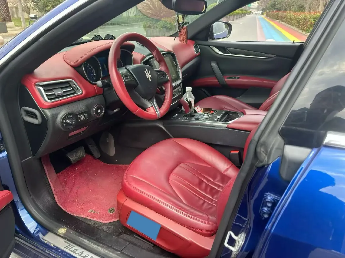 2018 Maserati Ghibli 3.0T 350HP V6 8AT,autocango,china used car exporter,china ev exporter,chinese used car exporter,chinese used ev exporter