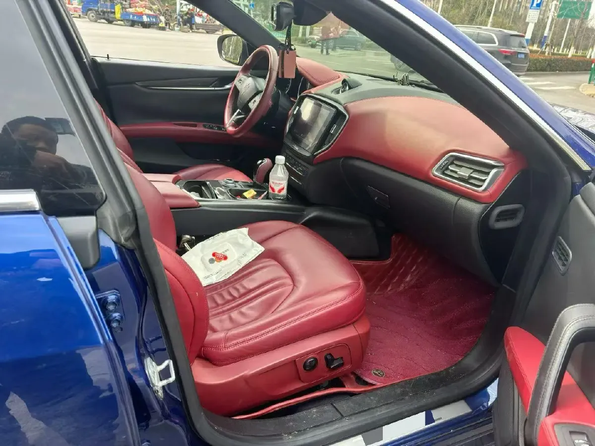 2018 Maserati Ghibli 3.0T 350HP V6 8AT,autocango,china used car exporter,china ev exporter,chinese used car exporter,chinese used ev exporter