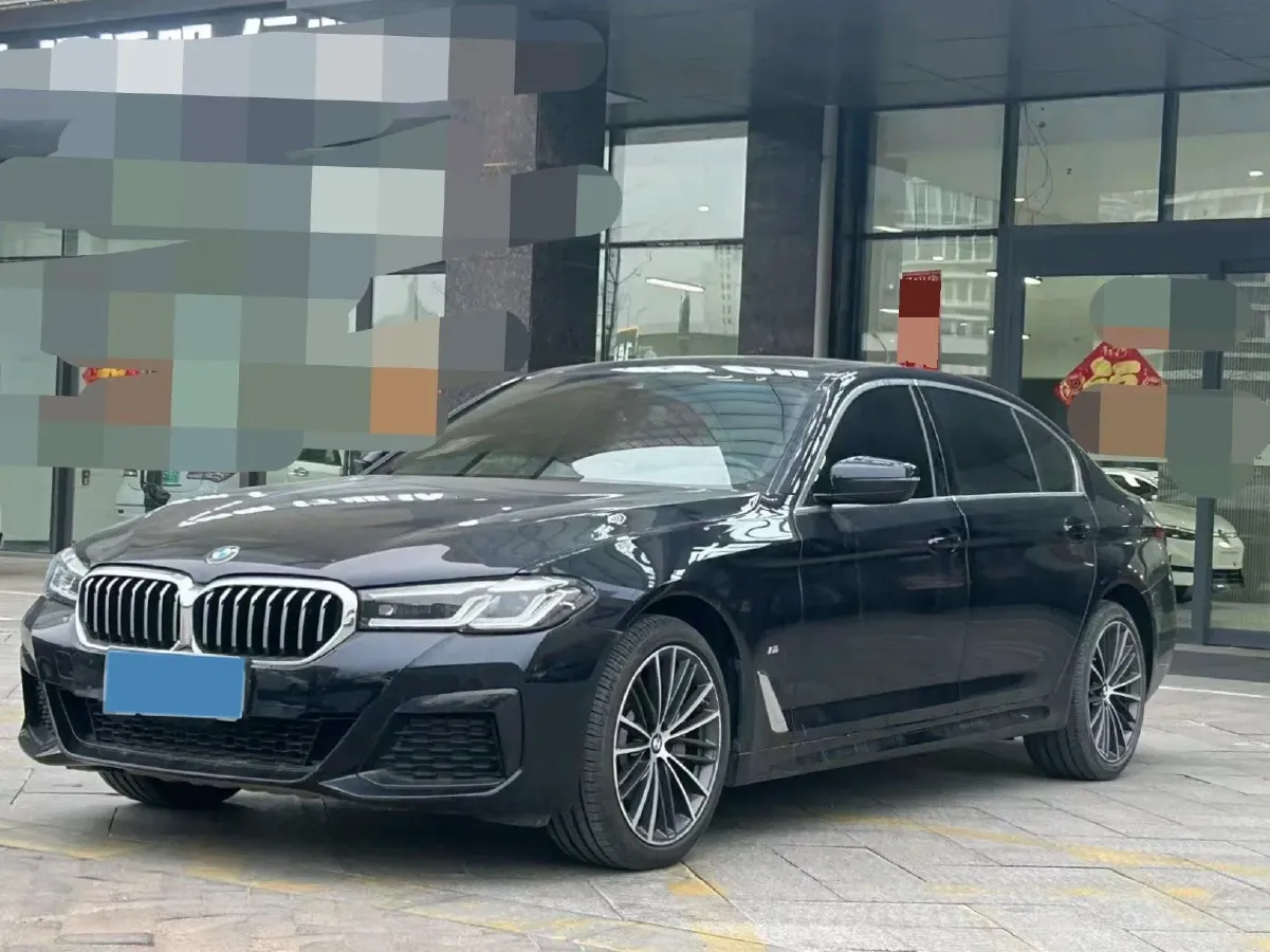 2022 BMW 5 Series 2.0T 252HP L4 8AT,autocango,china used car exporter,china ev exporter,chinese used car exporter,chinese used ev exporter