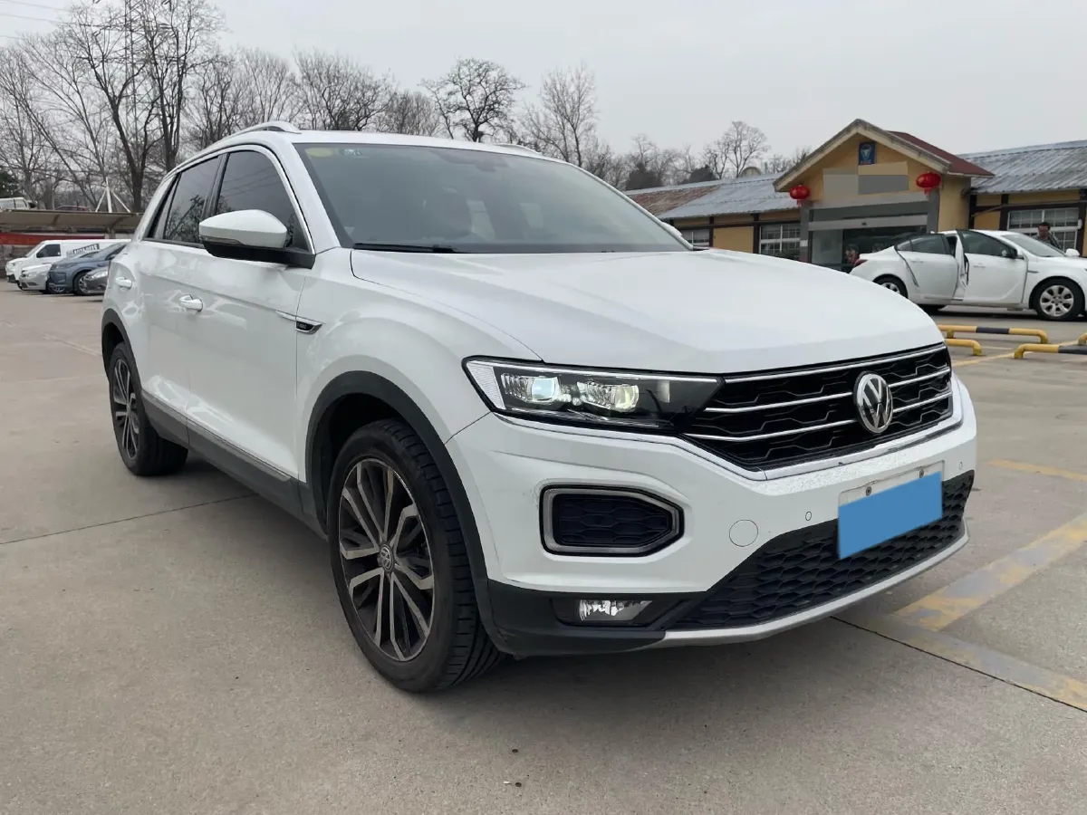 2019 Volkswagen T-Roc 1.4T 150HP L4 7DCT,autocango,china used car exporter,china ev exporter,chinese used car exporter,chinese used ev exporter