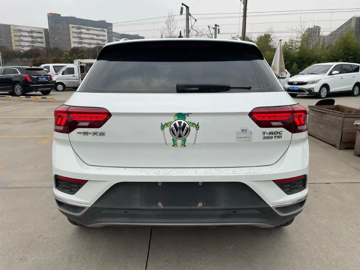 2019 Volkswagen T-Roc 1.4T 150HP L4 7DCT,autocango,china used car exporter,china ev exporter,chinese used car exporter,chinese used ev exporter