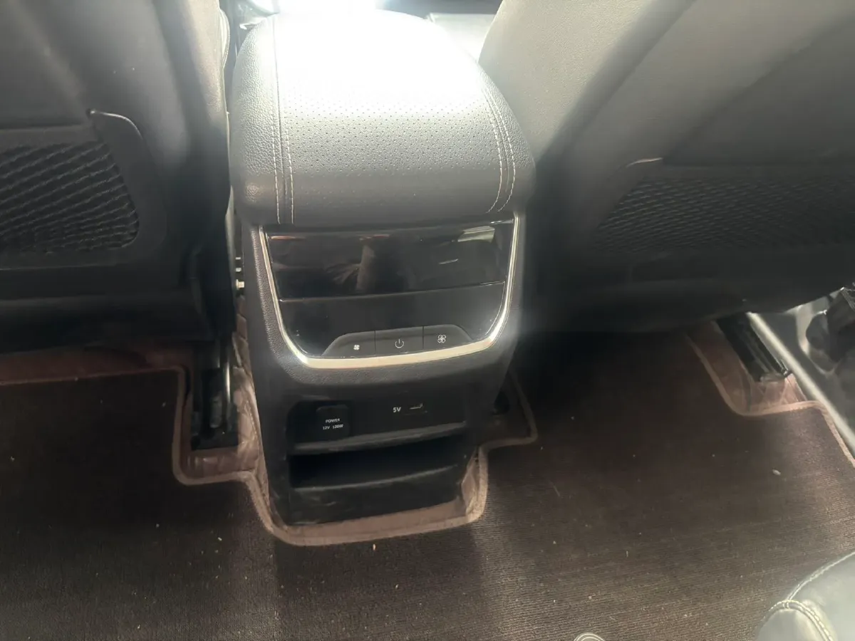 2020 HuangHai N3 2.4T 218HP L4 6MT,autocango,china used car exporter,china ev exporter,chinese used car exporter,chinese used ev exporter