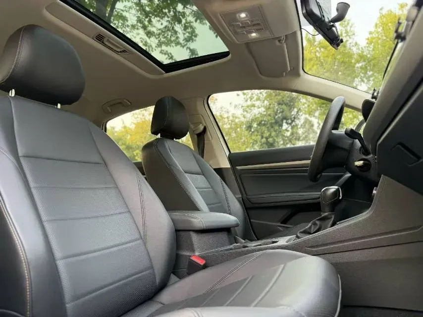 2019 Volkswagen Lavida 1.5L 116HP L4 6AT,autocango,china used car exporter,china ev exporter,chinese used car exporter,chinese used ev exporter