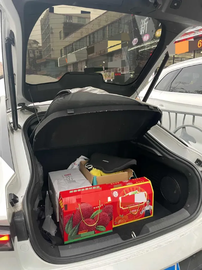 2022 ChangAn UNI-V 1.5T 188HP L4 7DCT,autocango,china used car exporter,china ev exporter,chinese used car exporter,chinese used ev exporter