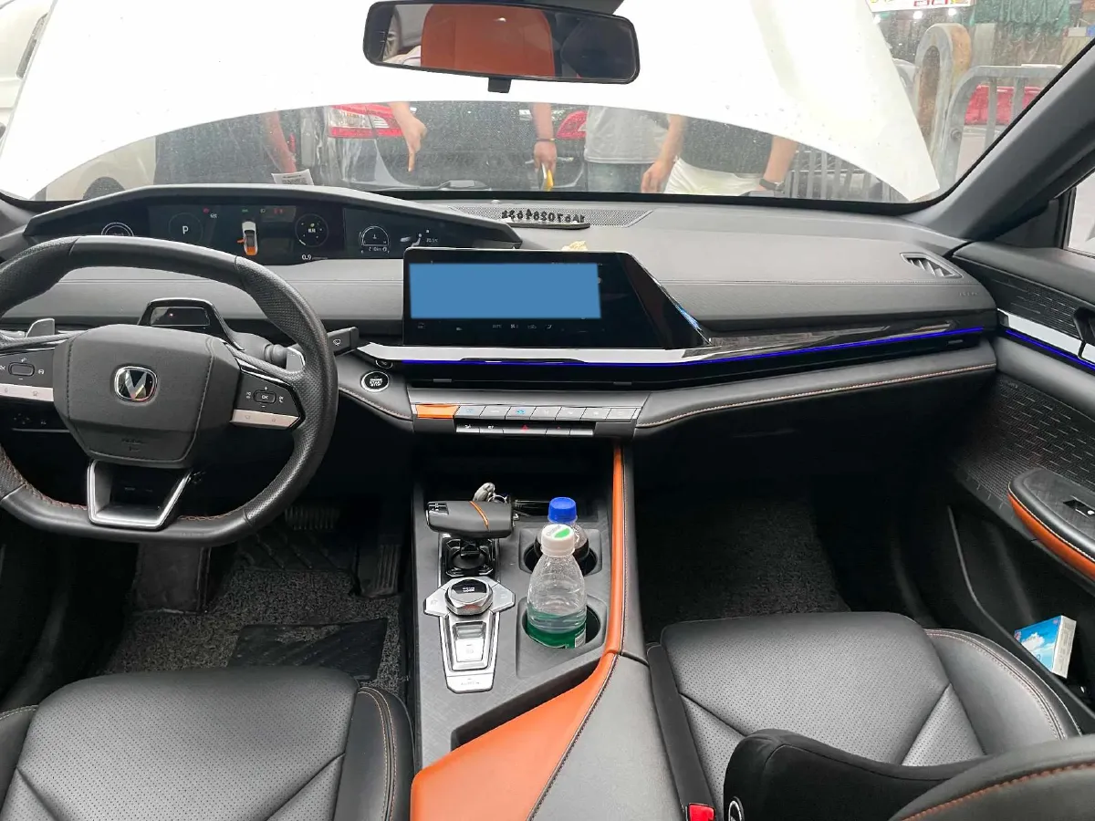 2022 ChangAn UNI-V 1.5T 188HP L4 7DCT,autocango,china used car exporter,china ev exporter,chinese used car exporter,chinese used ev exporter