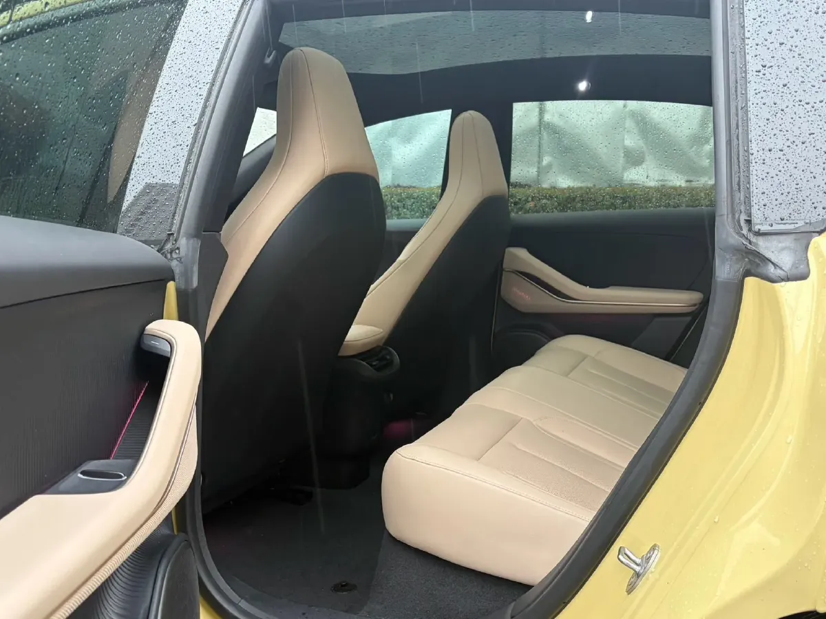 2022 JunTian HeiWuShi Youth 2.0T 203HP L4 6AT,autocango,china used car exporter,china ev exporter,chinese used car exporter,chinese used ev exporter