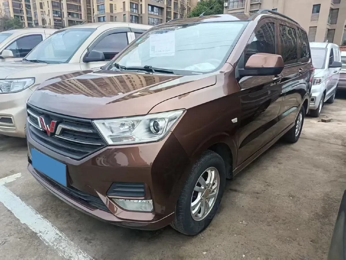 2019 WuLing HongGuang 1.5L 99HP L4 6MT,autocango,china used car exporter,china ev exporter,chinese used car exporter,chinese used ev exporter
