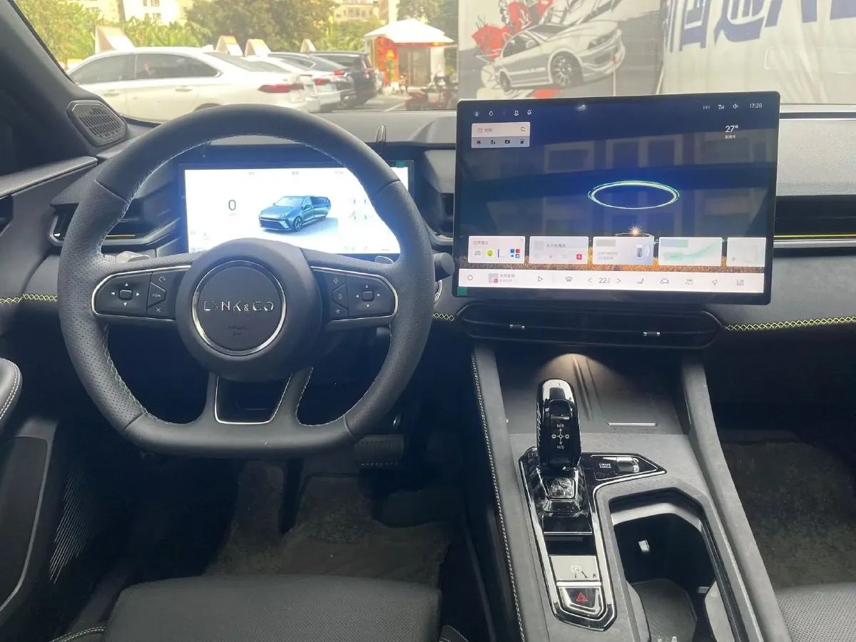 2025 LYNK&CO 03 1.5T 181HP L4 7DCT,autocango,china used car exporter,china ev exporter,chinese used car exporter,chinese used ev exporter