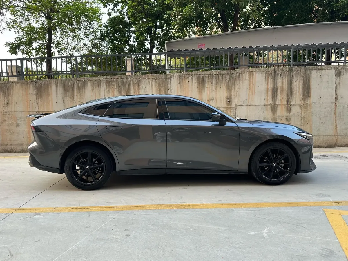 2023 ChangAn UNI-V 1.5T 188HP L4 7DCT,autocango,china used car exporter,china ev exporter,chinese used car exporter,chinese used ev exporter