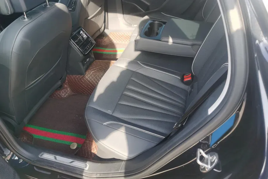 2024 Volkswagen Passat 2.0T 220HP L4 7DCT,autocango,china used car exporter,china ev exporter,chinese used car exporter,chinese used ev exporter