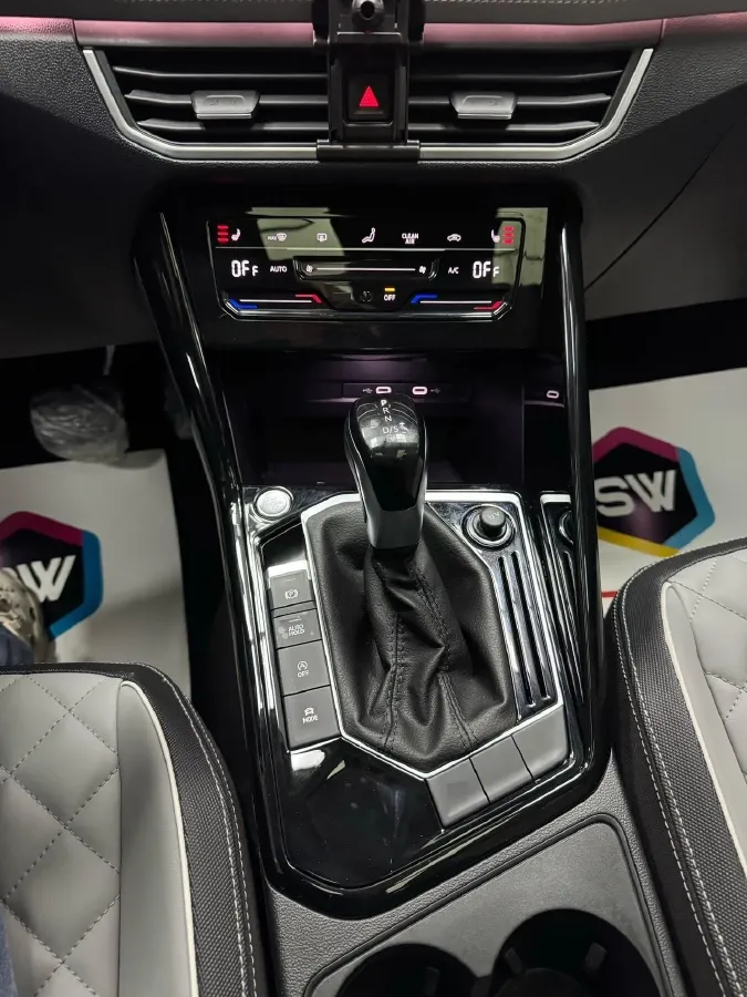 2023 Volkswagen Tayron 1.4T 150HP L4 7DCT,autocango,china used car exporter,china ev exporter,chinese used car exporter,chinese used ev exporter