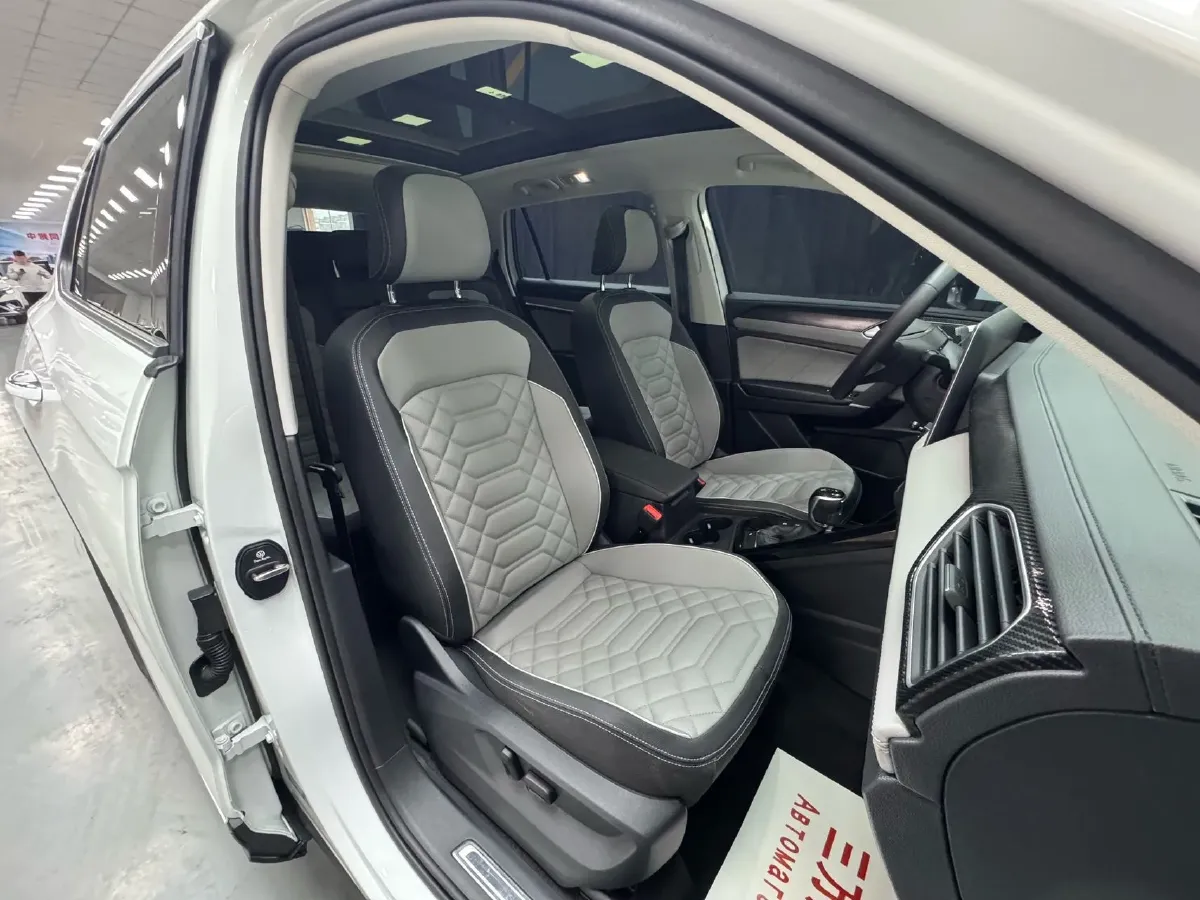 2023 Volkswagen Tayron 1.4T 150HP L4 7DCT,autocango,china used car exporter,china ev exporter,chinese used car exporter,chinese used ev exporter