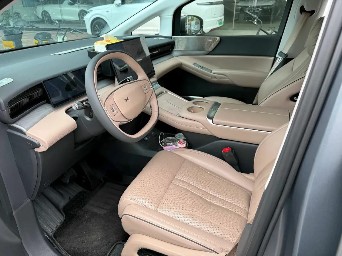 2025 Xpeng X9 BEV,autocango,china used car exporter,china ev exporter,chinese used car exporter,chinese used ev exporter