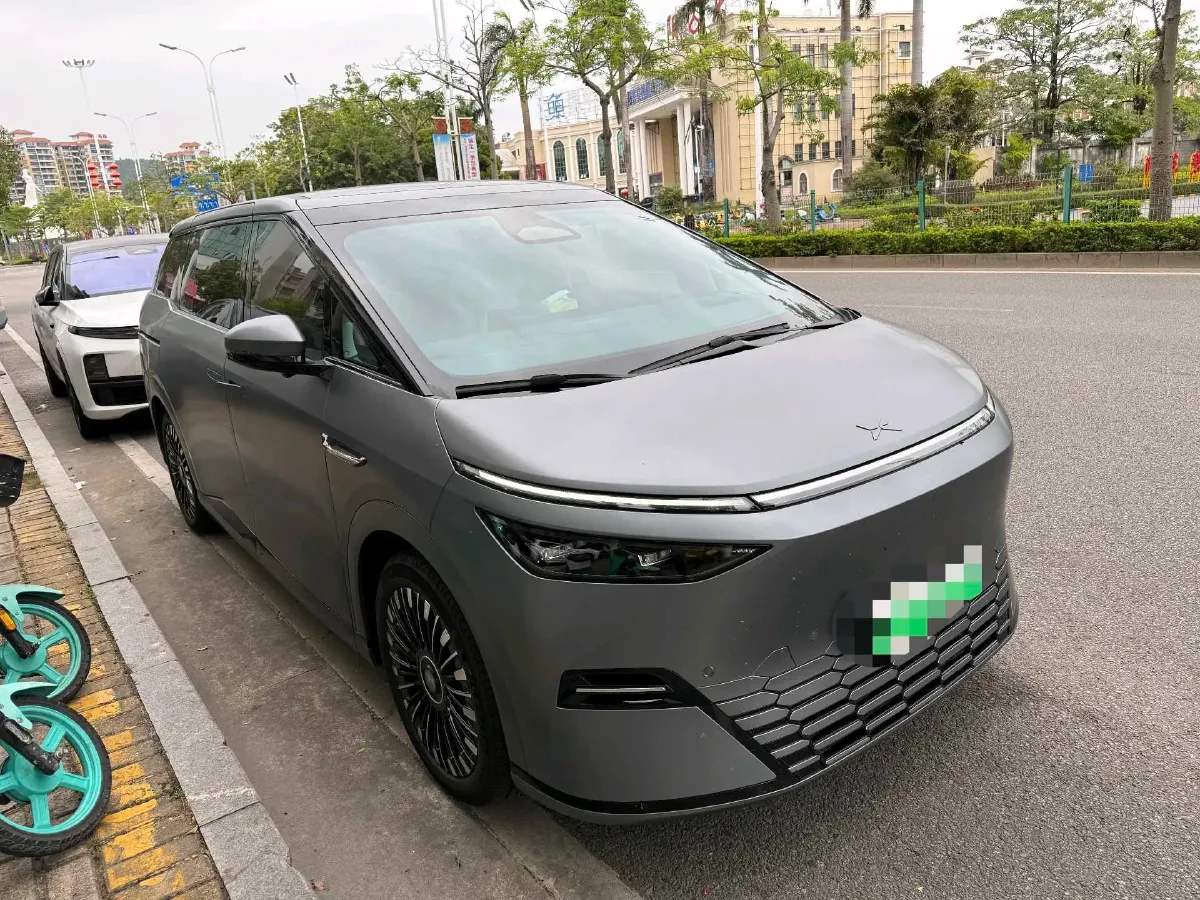 2025 Xpeng X9 BEV,autocango,china used car exporter,china ev exporter,chinese used car exporter,chinese used ev exporter