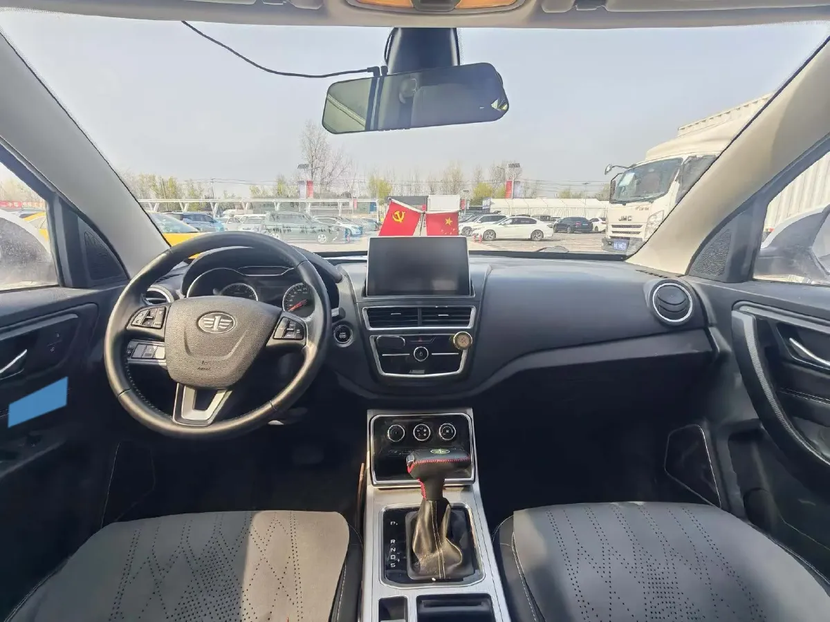 2019 Bestune X40 1.6L 114HP L4 6AT,autocango,china used car exporter,china ev exporter,chinese used car exporter,chinese used ev exporter