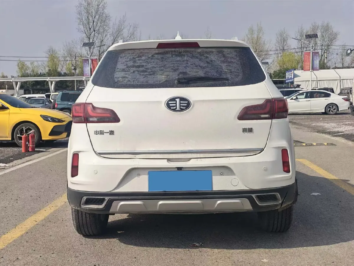 2019 Bestune X40 1.6L 114HP L4 6AT,autocango,china used car exporter,china ev exporter,chinese used car exporter,chinese used ev exporter