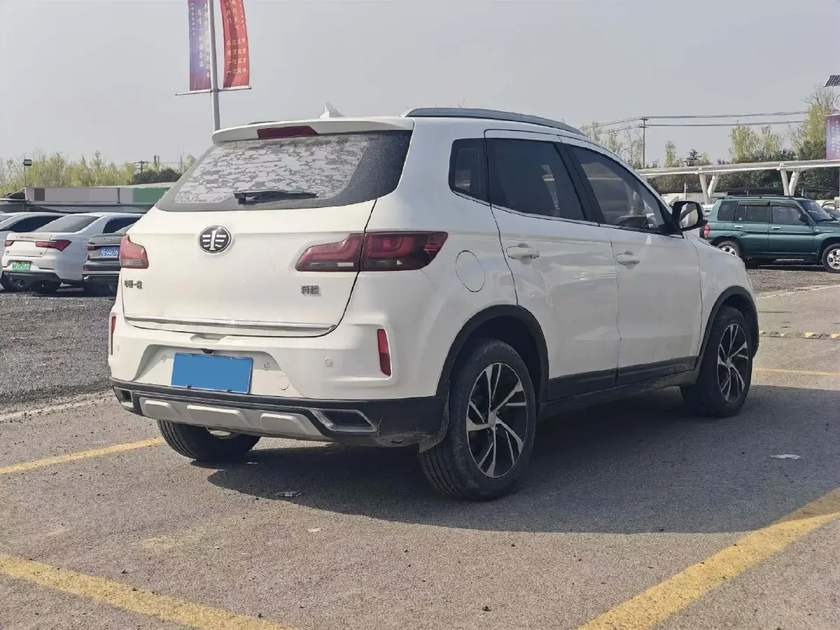 2019 Bestune X40 1.6L 114HP L4 6AT,autocango,china used car exporter,china ev exporter,chinese used car exporter,chinese used ev exporter