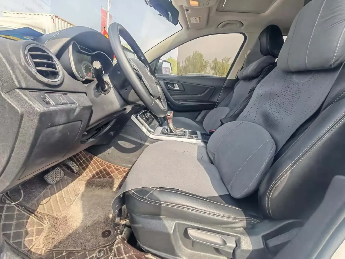 2019 Bestune X40 1.6L 114HP L4 6AT,autocango,china used car exporter,china ev exporter,chinese used car exporter,chinese used ev exporter