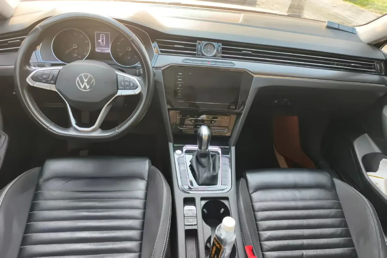 2020 Volkswagen Magotan 2.0T 186HP L4 7DCT,autocango,china used car exporter,china ev exporter,chinese used car exporter,chinese used ev exporter