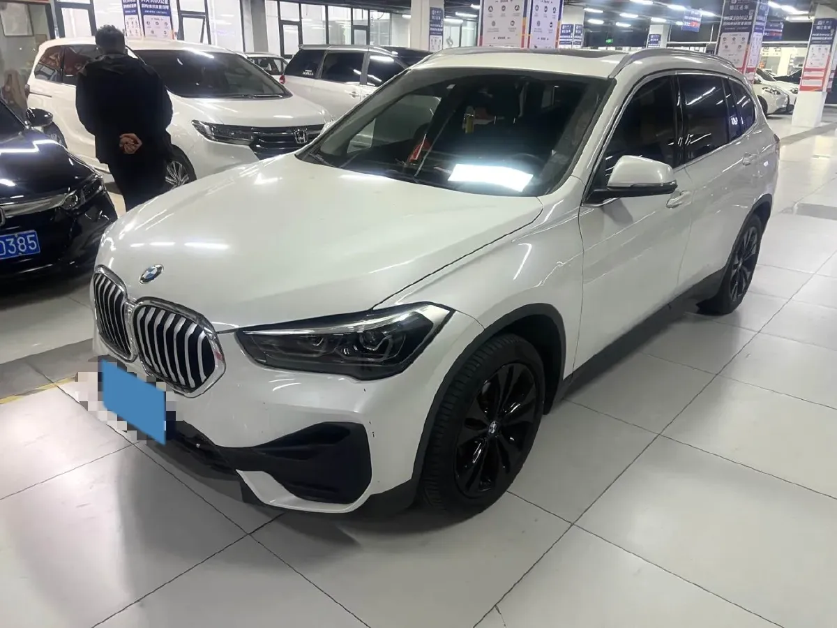 2021 BMW X1 1.5T 140HP L3 7DCT,autocango,china used car exporter,china ev exporter,chinese used car exporter,chinese used ev exporter