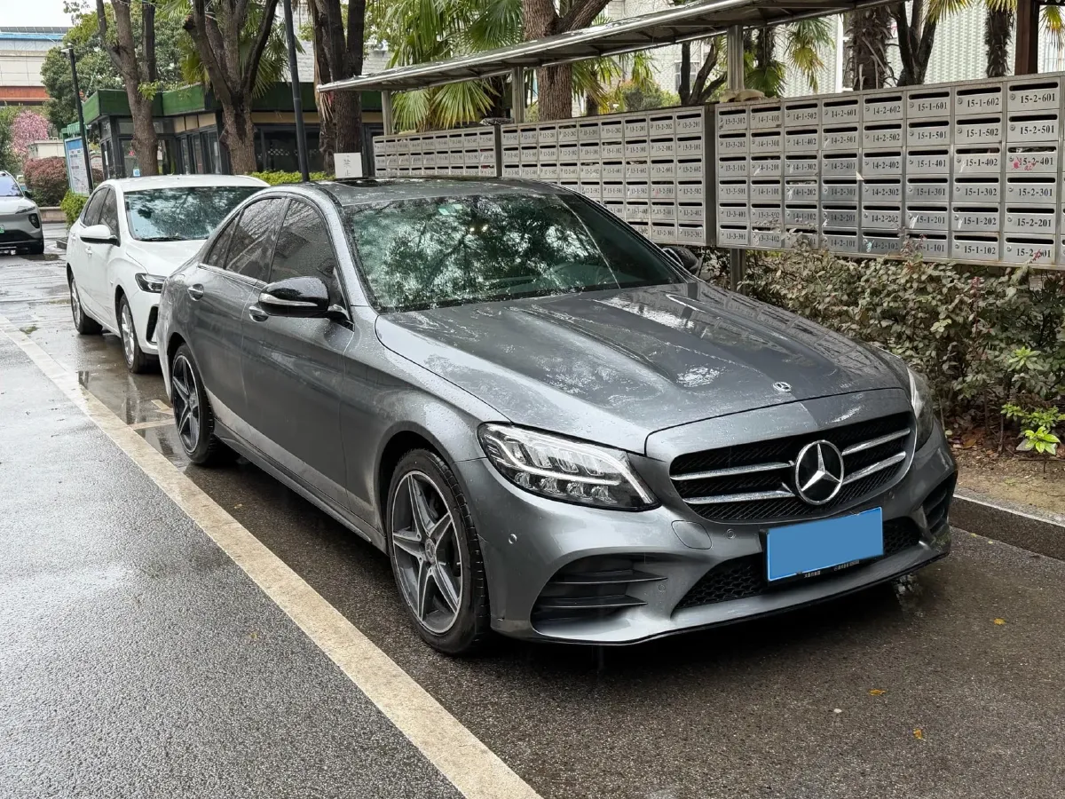 2020 Mercedes-Benz C Class 1.5T 184HP L4 9AT,autocango,china used car exporter,china ev exporter,chinese used car exporter,chinese used ev exporter