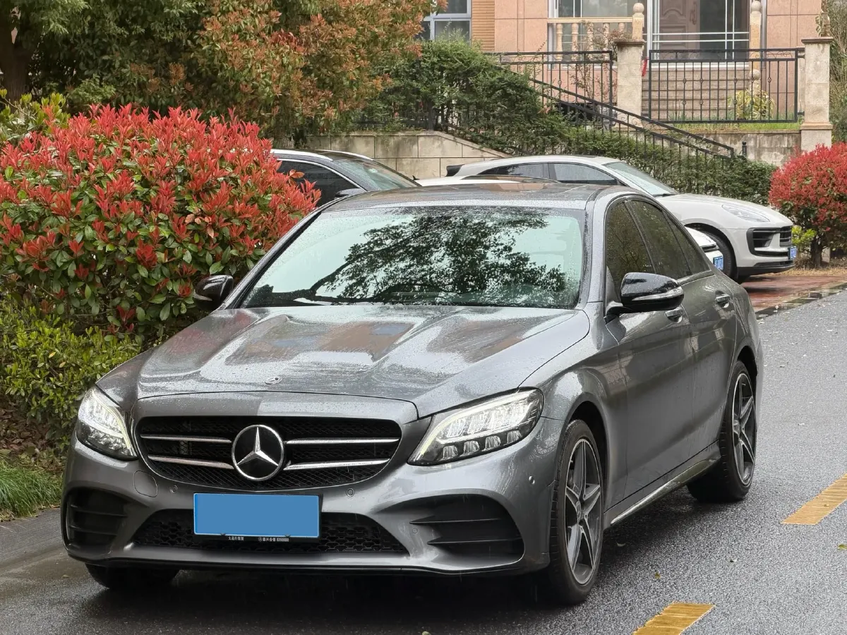 2020 Mercedes-Benz C Class 1.5T 184HP L4 9AT,autocango,china used car exporter,china ev exporter,chinese used car exporter,chinese used ev exporter