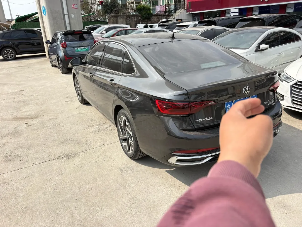 2023 Volkswagen Sagitar 1.4T 150HP L4 7DCT,autocango,china used car exporter,china ev exporter,chinese used car exporter,chinese used ev exporter