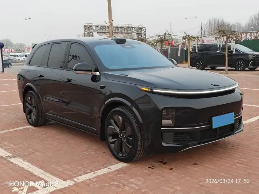 2024 Toyota Granvia 2.5L 189HP L4 E-CVT Hybrid,autocango,china used car exporter,china ev exporter,chinese used car exporter,chinese used ev exporter