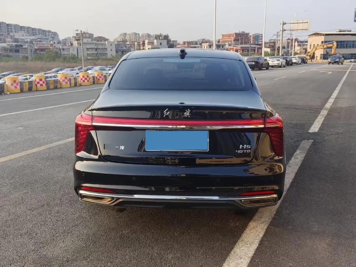 2024 HongQi H5 2.0T 224HP L4 8AT,autocango,china used car exporter,china ev exporter,chinese used car exporter,chinese used ev exporter
