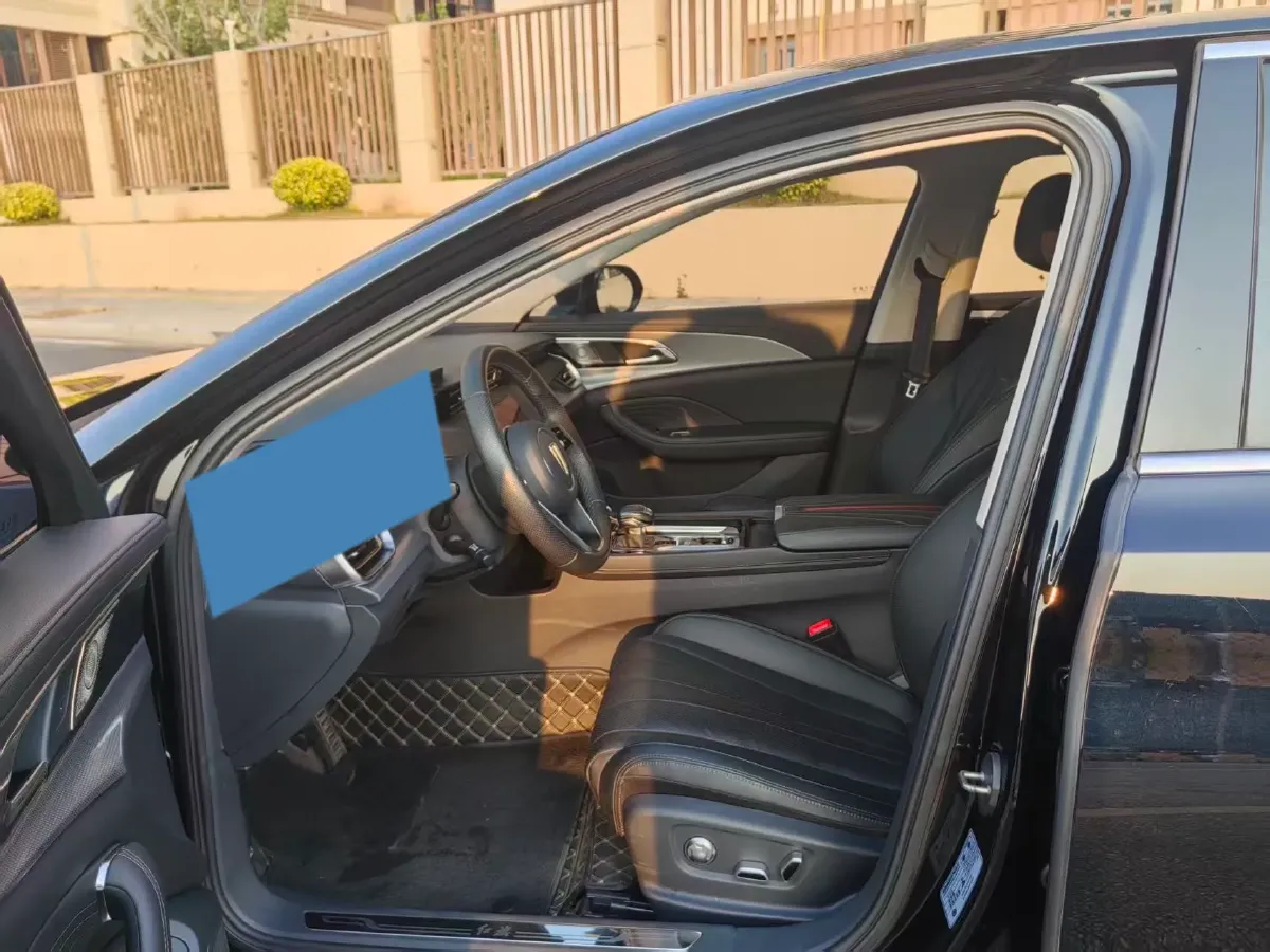 2024 HongQi H5 2.0T 224HP L4 8AT,autocango,china used car exporter,china ev exporter,chinese used car exporter,chinese used ev exporter