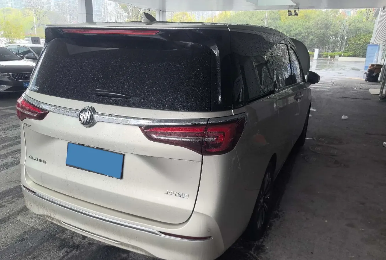 2021 Buick GL8 2.0T 237HP L4 9AT,autocango,china used car exporter,china ev exporter,chinese used car exporter,chinese used ev exporter