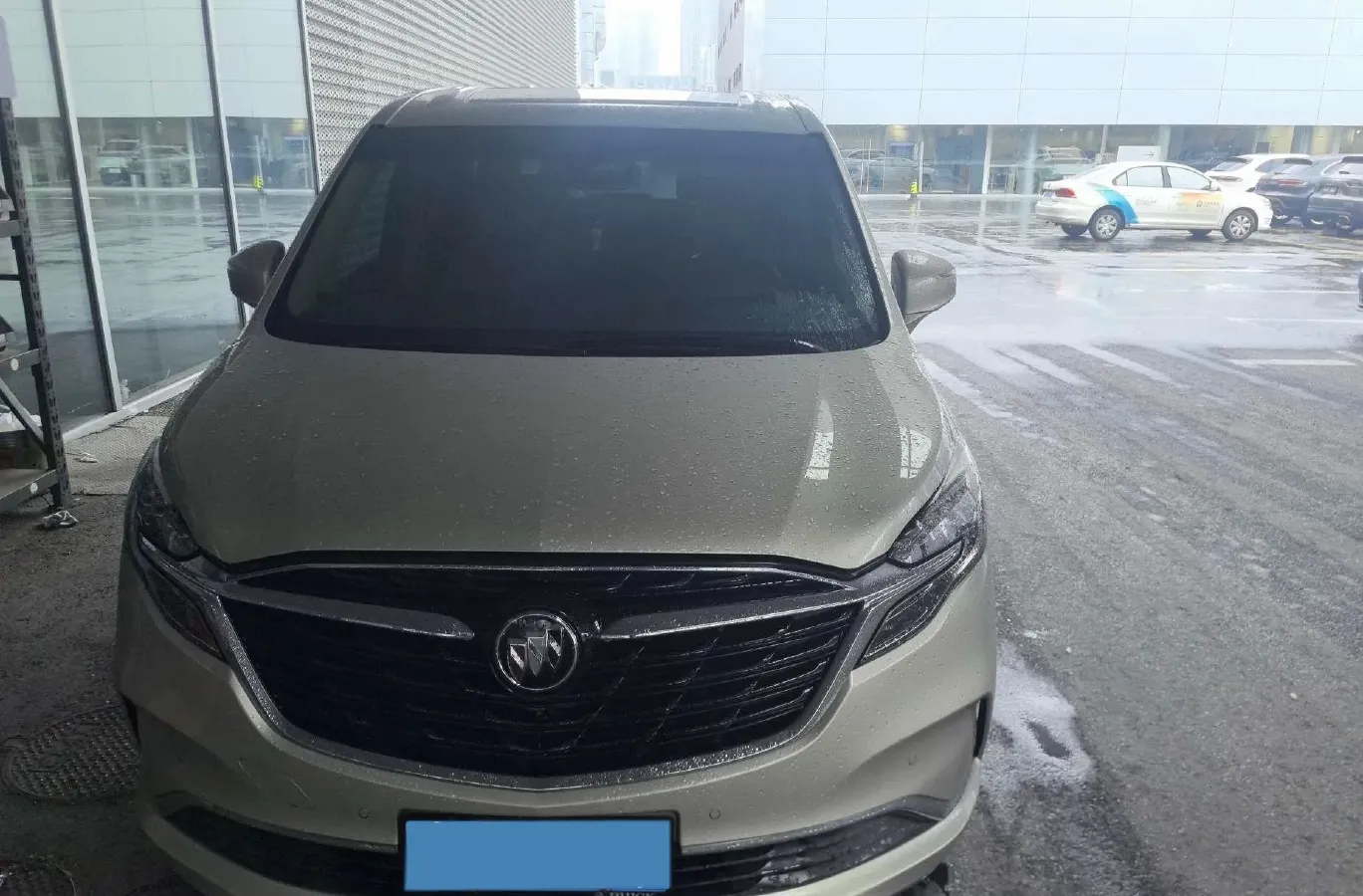2021 Buick GL8 2.0T 237HP L4 9AT,autocango,china used car exporter,china ev exporter,chinese used car exporter,chinese used ev exporter