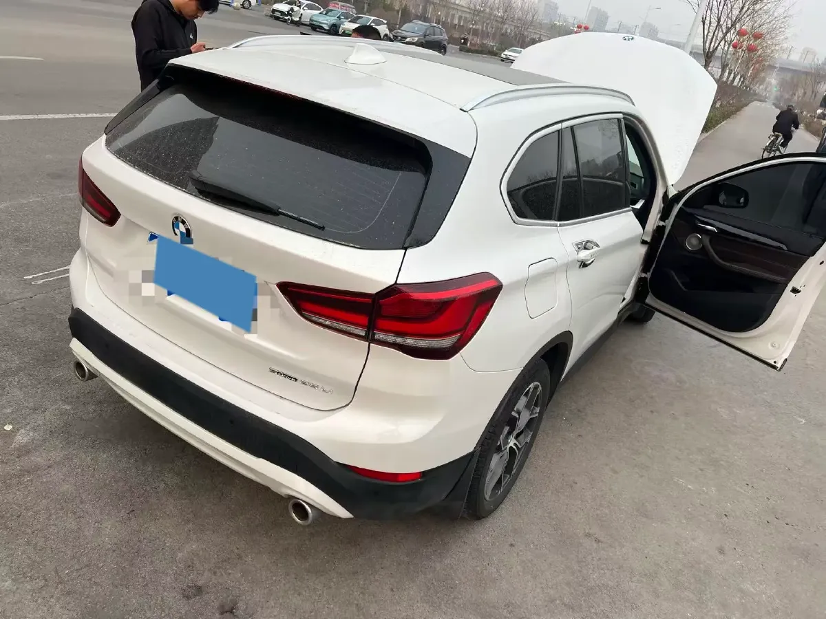 2021 BMW X1 2.0T 192HP L4 7DCT,autocango,china used car exporter,china ev exporter,chinese used car exporter,chinese used ev exporter